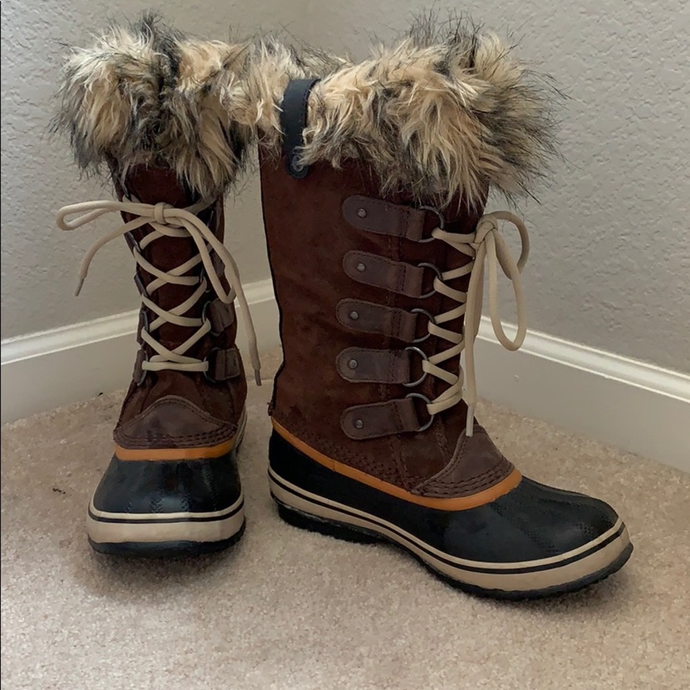 SOREL Women’s Joan of Arctic Boots